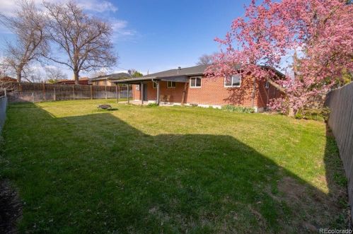 7121 Canosa Ct, Westminster CO  80030-5640 exterior