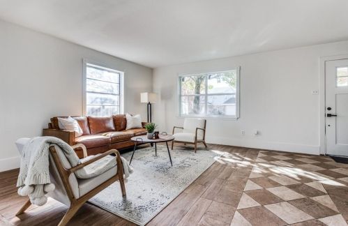 4205 Bucknell Dr, Garland TX  75042-5222 exterior