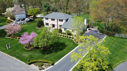 22 Windswept Rd, Holmdel Village, NJ 07733-1145