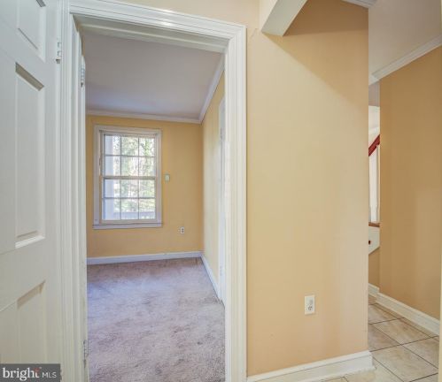 12500 Meadowood Dr, Silver Spring MD 20904-2928 exterior