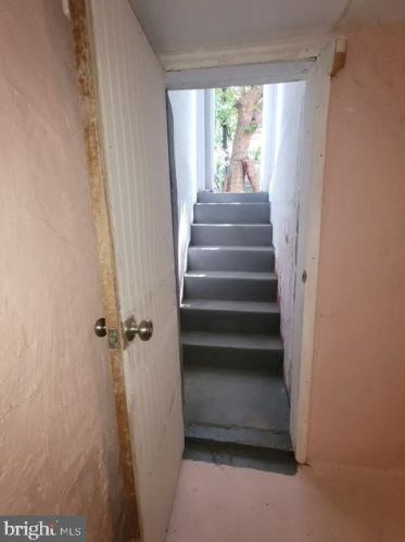 2524 61 St, Philadelphia PA 19142-3402 exterior