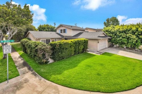 17602 Locust St, Santa Ana, CA 92708-4545