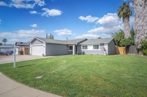 1461 Cavalier Pl, Manteca, CA 95336-6406