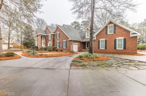 109 Crest Pointe, Warner Robins, GA 31088-7524
