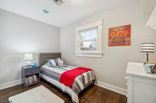 30 Highland Ave, Maplewood NJ  07040-1844 exterior