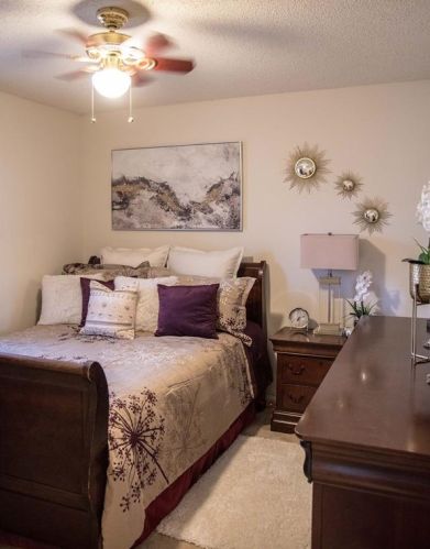 1821 Canterbury Cir, Fort Worth TX  76112-4001 exterior