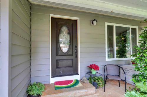 5990 Madrone Dr, Michigan Bluff, CA 95631-9708