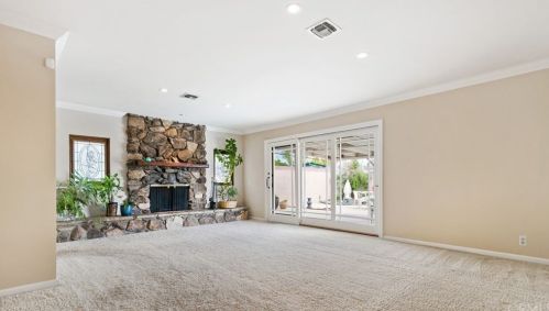 2440 Glenoaks Ave, Anaheim CA 92801-3225 exterior