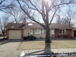 424 Knoll Crest Dr, Peoria, IL 61614-7257