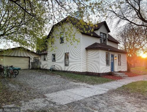 422 Clara Ave, De Graff, MN 56271-8040