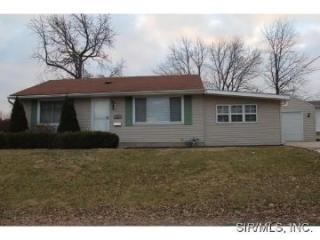 224 Plum St, Columbia, IL 62236-2220