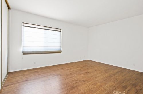 25 Brookfield, Irvine CA  92604-3242 exterior