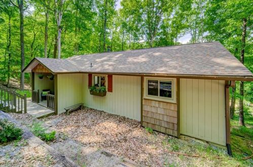 1625 Crippled Oak Trl, Big Canoe GA  30143-3446 exterior