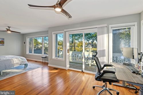 5070 Lerch Dr, Shady Side MD 20764-9650 exterior