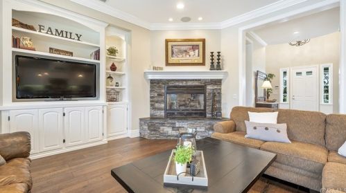 1862 Bradley St, Riverside CA 92504-5435 exterior