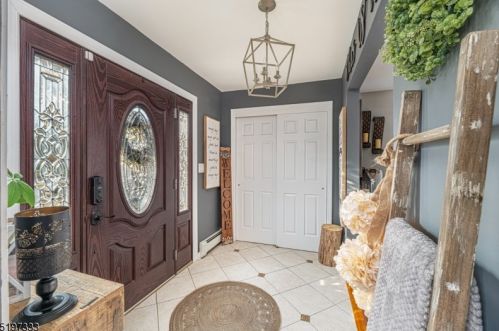 15 Railroad Ave, Netcong, NJ 07857-1606