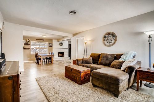 1230 Racine St, Denver, CO 80011-6328