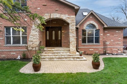20877 Birch Ln, Bannockburn, IL 60015-3564