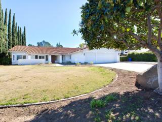 13205 Avenida La Valencia, Poway, CA 92064-1907