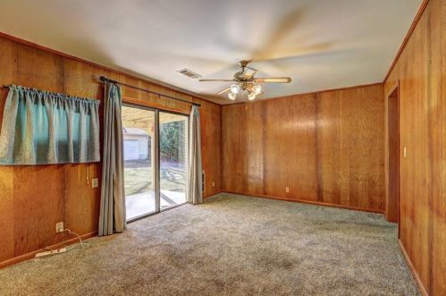 2690 Lakeview Dr, Conyers GA  30094-4942 exterior