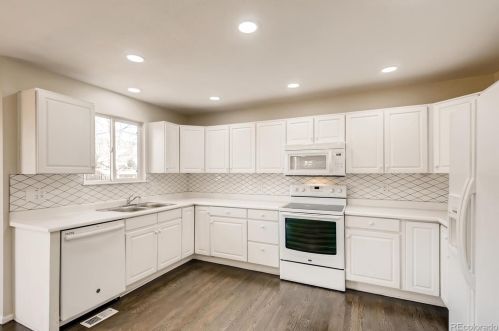 5684 Quemoy Ct, Aurora CO 80018-3133 exterior