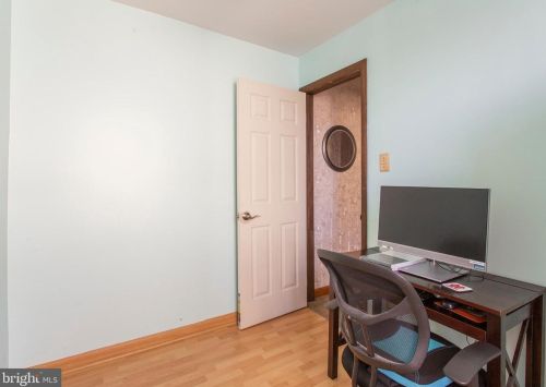 808 Belgrade St, Philadelphia PA 19125-3513 exterior