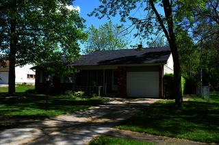 907 Walnut Ln, Crown Point IN  46307-3723 exterior