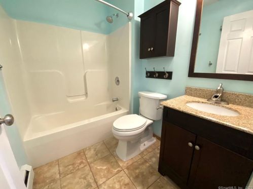 560 Wood Duck Dr, Torrington CT  06790-2587 exterior