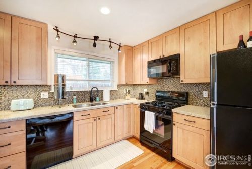 1225 Drexel St, Boulder, CO 80305-6423
