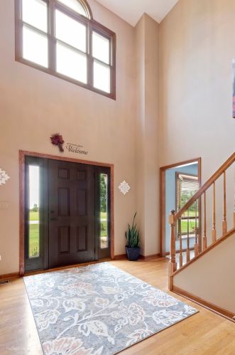 10006 Lakewood Rd, Bull Valley, IL 60014-6629