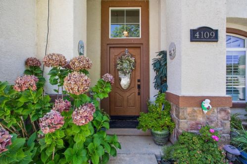 4109 Family Ln, Modesto, CA 95356-4329