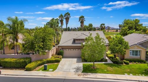 28095 Whisperwood Dr, Sun City, CA 92584-8084