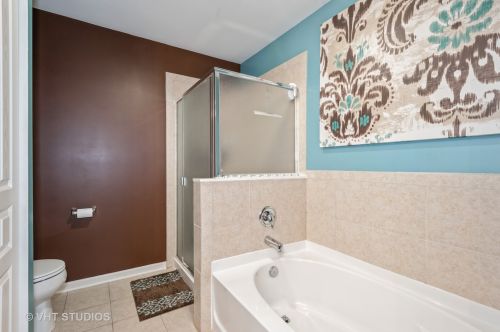 1378 Newport Cir, Pingree Grove IL  60140-2071 exterior