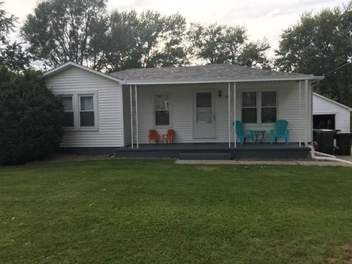 207 Albert St, Beverly Manor, IL 61571-1703
