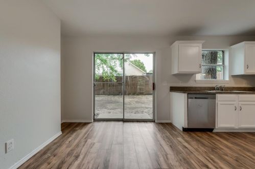 9905 Crystal Valley Way, Dallas TX  75227-5235 exterior