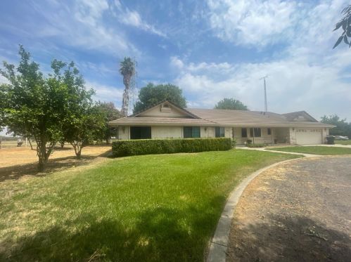 6348 Stoddard Rd, Valley Home, CA 95361-8554