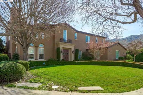 7294 Huntswood Ct, Pleasanton, CA 94566-3468