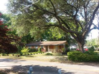 285 2nd Ave, Coosawhatchie, SC 29936-8961
