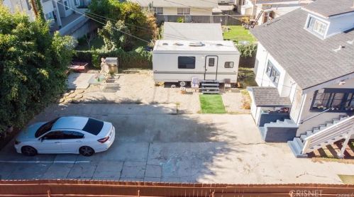 426 Ivy St, Glendale CA  91204-1012 exterior