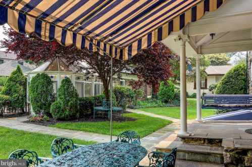 104 Treaty Elm Ln, Tavistock NJ 08033-3413 exterior