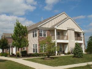 1976 Parkside Dr, Joliet, IL 60404-0702