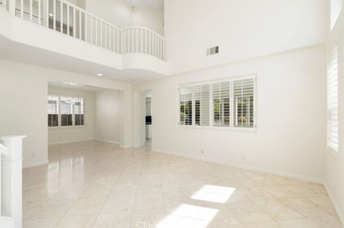 20 Wedgewood, Irvine CA  92620-1247 exterior