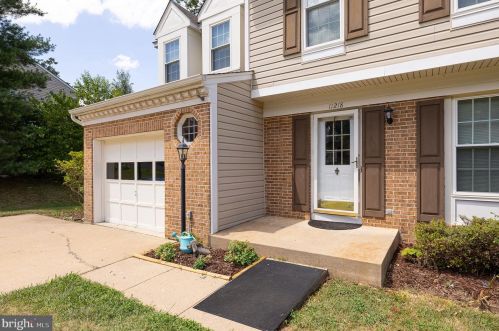 11218 Springfield Dr, Fredericksburg, VA 22408-1546