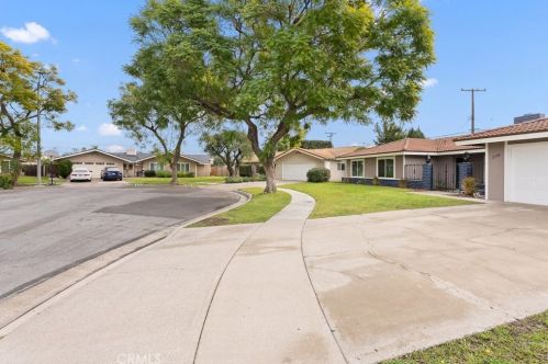 2732 Virginia Ave, Anaheim CA  92806-4353 exterior