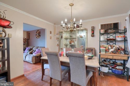 3074 Todd Ln, Lancaster PA  17601-1352 exterior