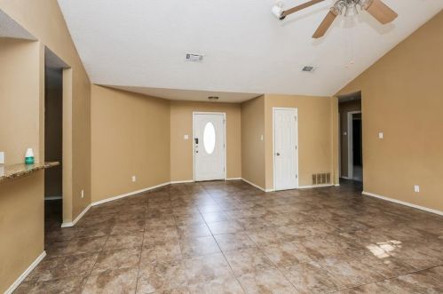 6417 Peggy Dr, Fort Worth TX  76133-4429 exterior