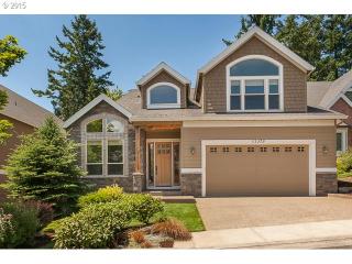 11379 Valros Ln, Portland, OR 97229-5081