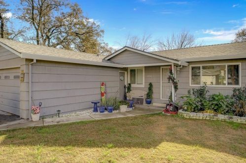 7566 Community Dr, Citrus Heights, CA 95610-4402