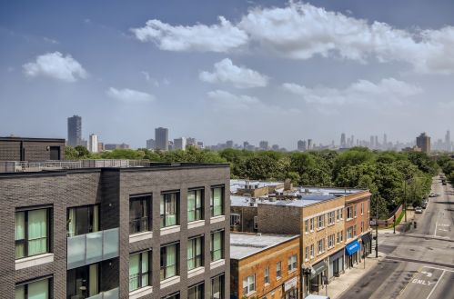 4420 Clark St, Chicago IL  60640-7584 exterior