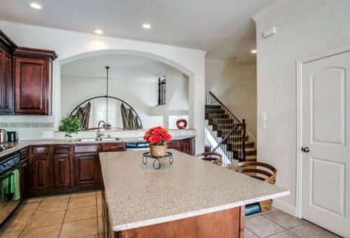 5717 Lunsford Rd, Plano TX  75024-4531 exterior